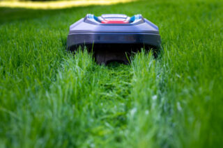 Japan Robot Lawn Mowers Market Outlook 2025–2035: Trends and Forecast