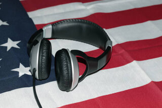 U.S On-ear Headphones Market Strategic Insights and Business Growth Potential