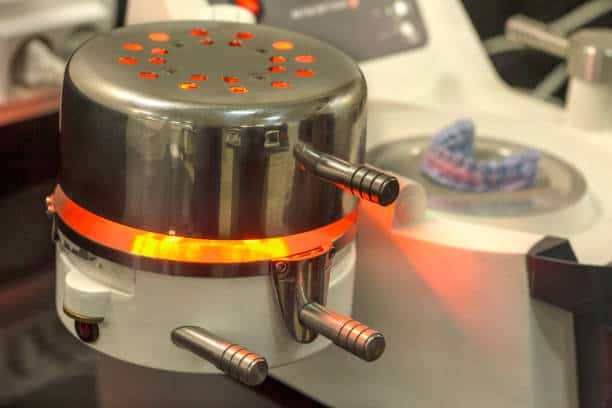 Japan Dental Preheating Ovens Market Intelligence Report: Recession Readiness and Tariff Implications